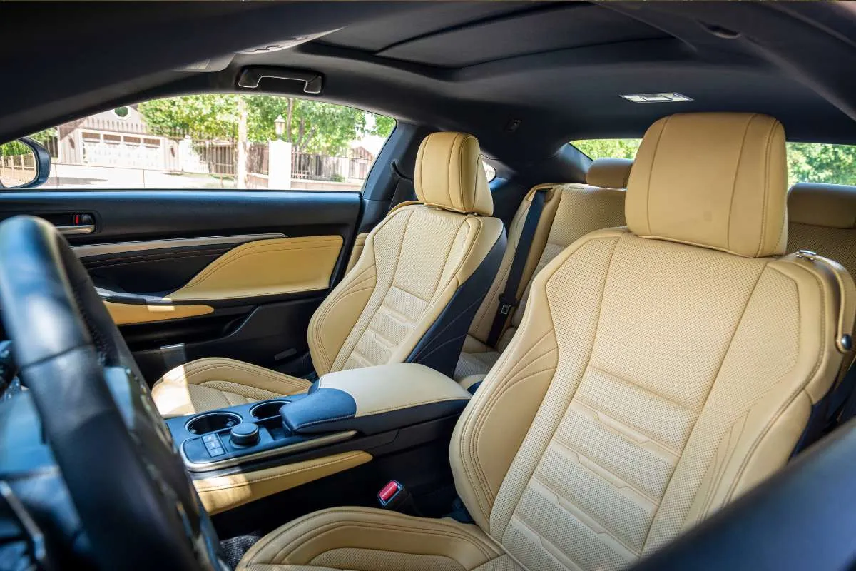 porte-bonheur-voiture-comment-le-choisir