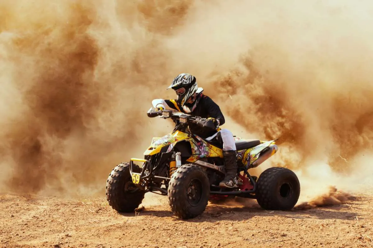 quel-est-le-poids-dun-quad-en-2025